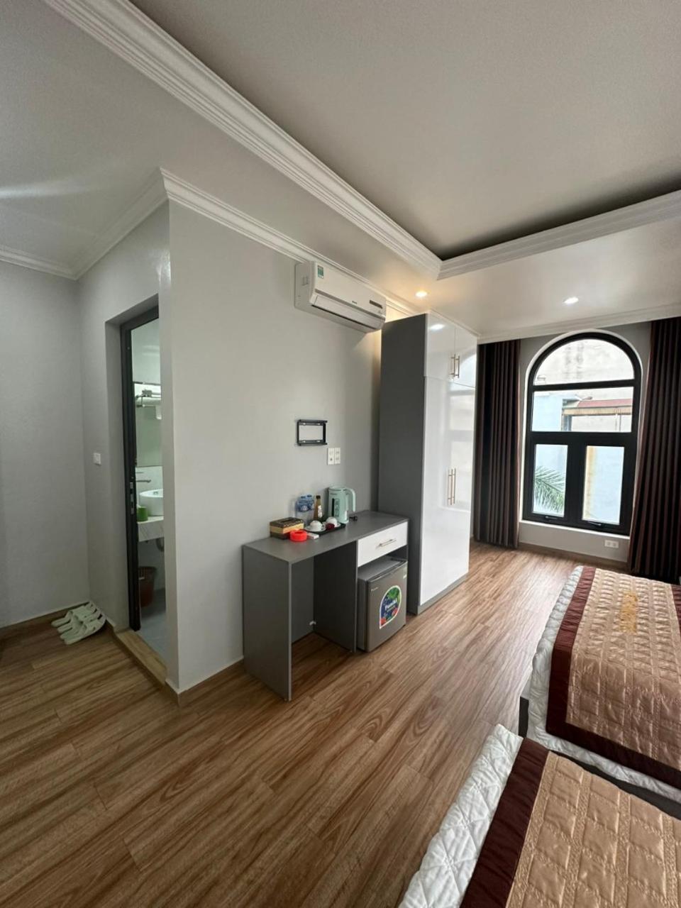 Viet Hoang Hotel Hạ Long Exterior foto